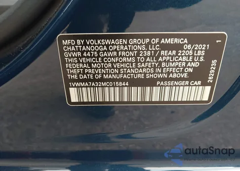 2021 Volkswagen Passat 2.0T R-Line z USA, uszkodzony, nr VIN 1VWMA7A32MC015844